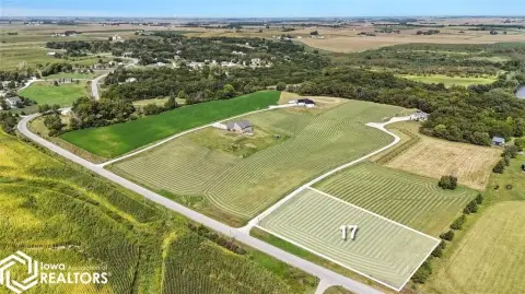 Scenic Acreage Lots in Pella