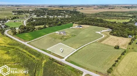 Scenic Acreage Lots in Pella