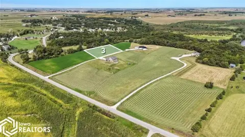 Scenic Acreage Lots in Pella