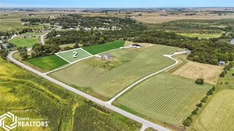 Scenic Acreage Lots in Pella