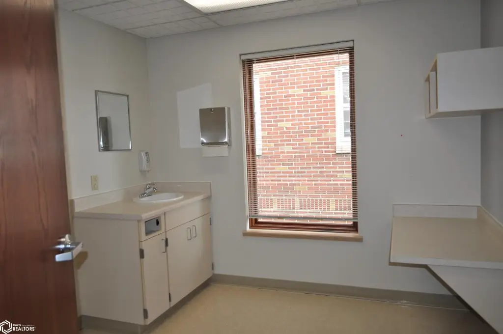 Picture 19