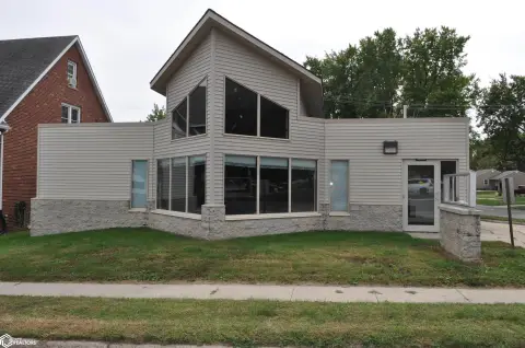 Commercial Property in Breda, Iowa