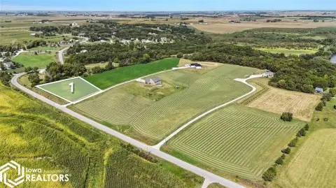 Scenic Acreage Lots in Pella