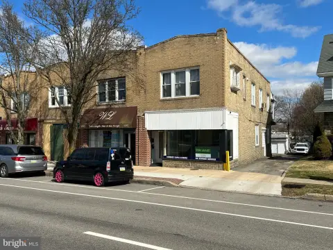 High Visibility Storefront in Havertown