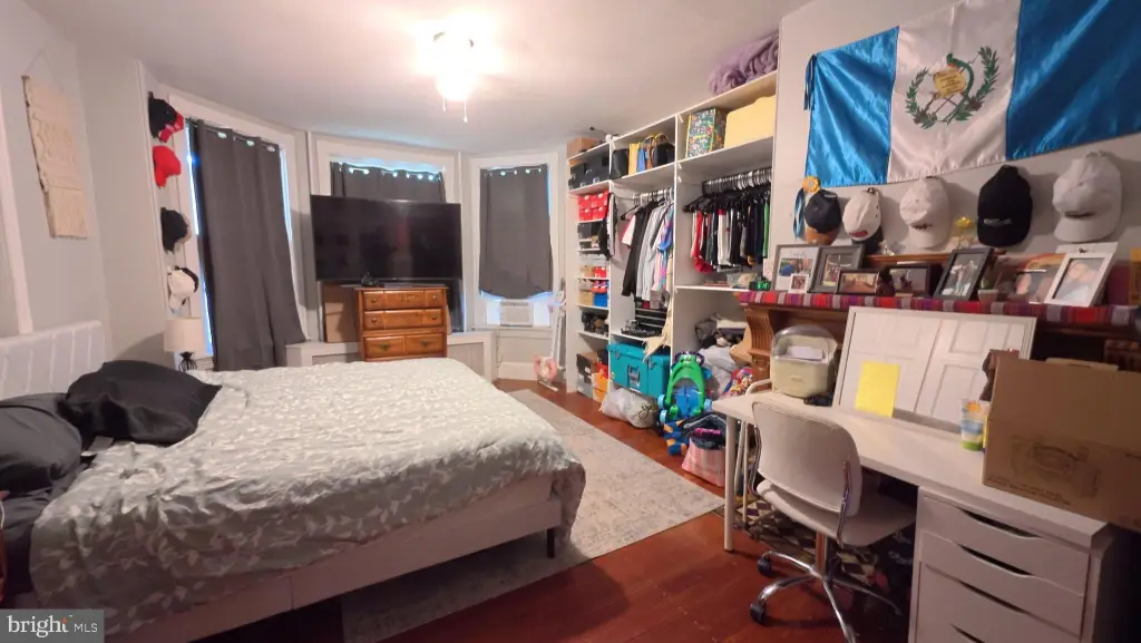 Picture 9