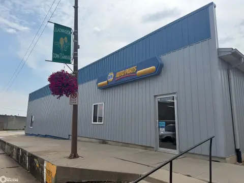 Auto Parts and Tire Shop