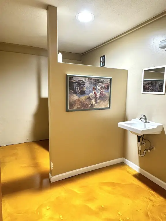 Picture 16
