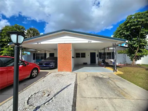 Bradenton Duplex Near State College