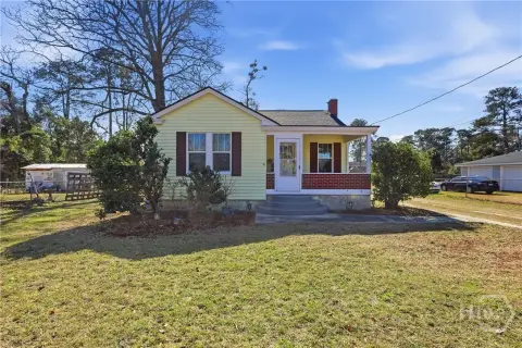 Charming Savannah Bungalow with Income Potential
