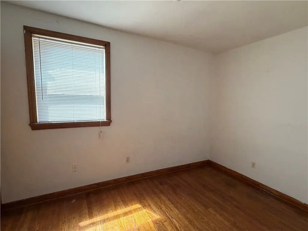 Picture 8
