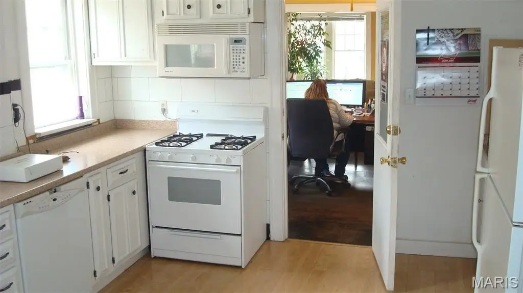 Picture 8