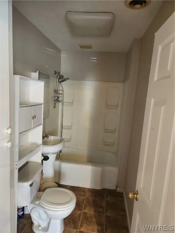 Picture 37