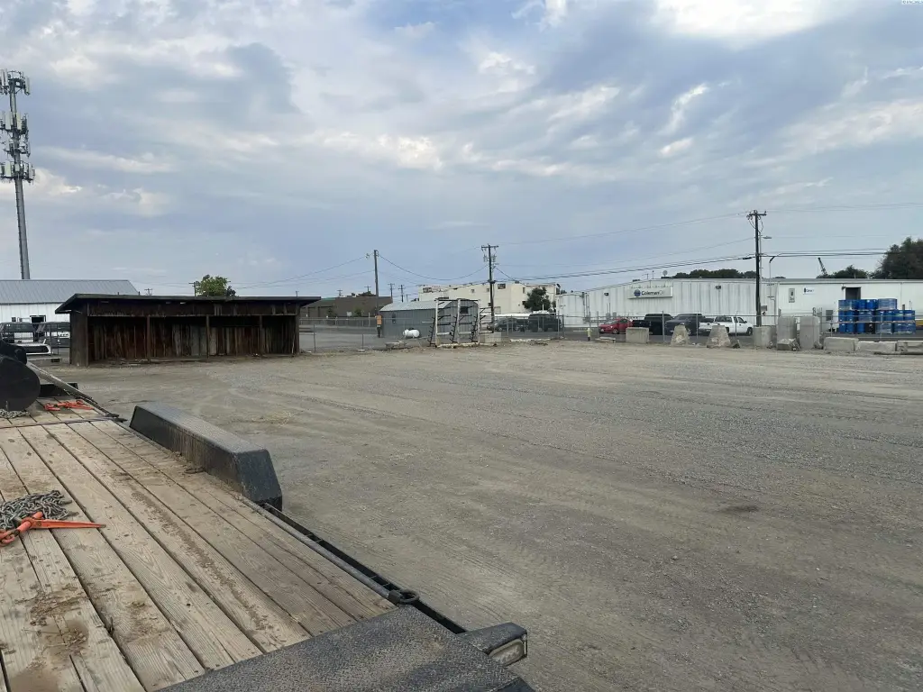 Picture 16