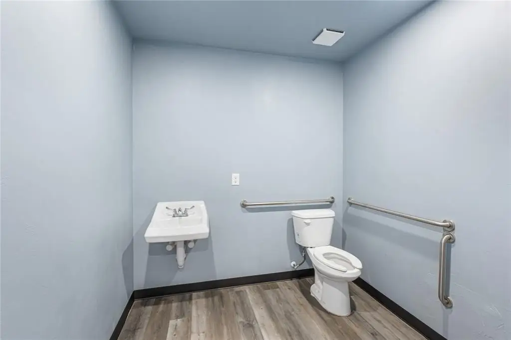 Picture 19