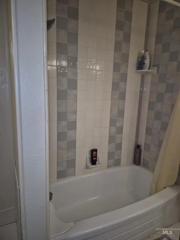 Picture 6