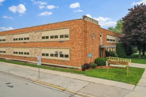 Former School Facility in Green Bay