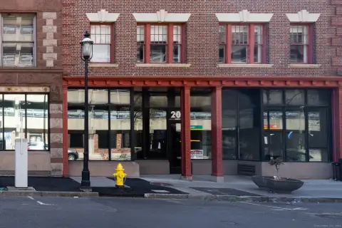 Versatile Downtown Commercial Space