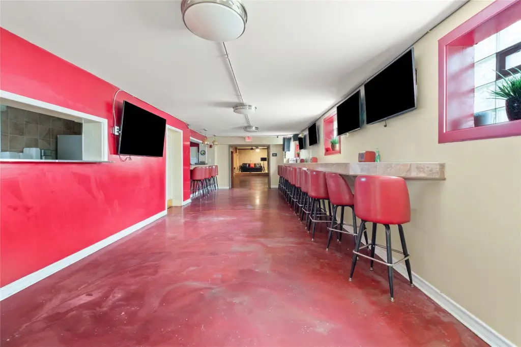 Picture 19