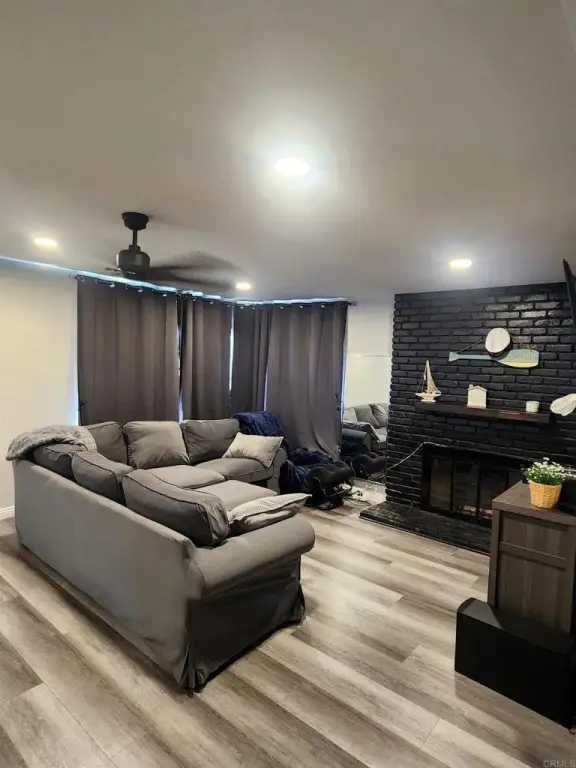 Picture 3