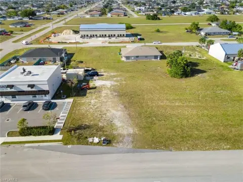 Commercial Lot in Growing Corridor