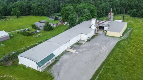 Warehouse and Industrial Distribution Facility