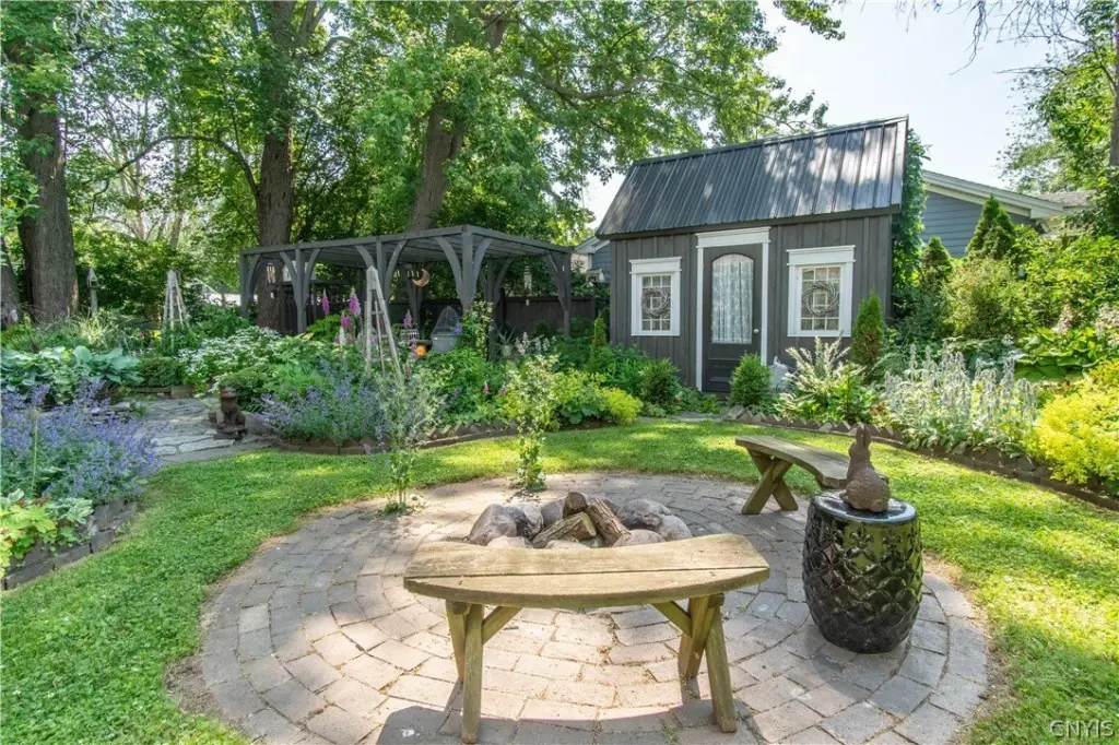 Picture 19