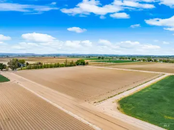 5+ Acre Corner Lot in Parma