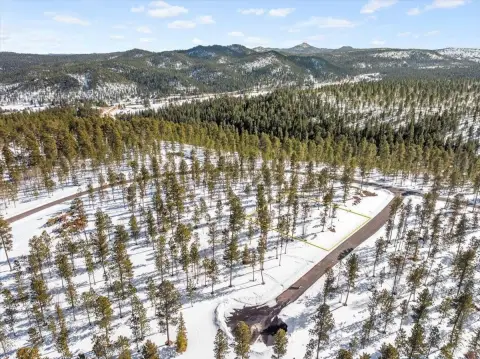 Residential Lot in Powder House