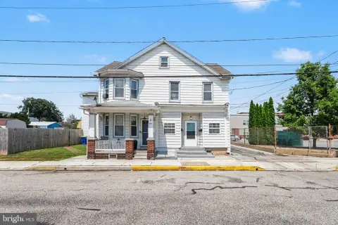 Triplex With Separate Entrances