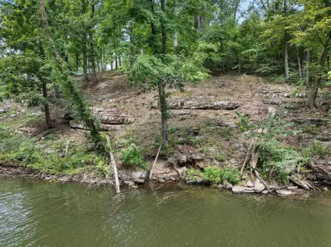 Muscle Shoals Acreage with Slough