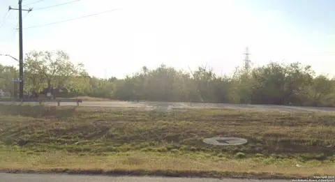 Residential Land in San Antonio, TX