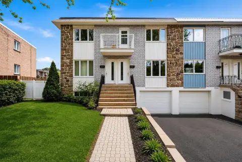 Duplex With Garage