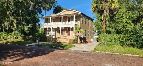 Palatka Historic District Office Building