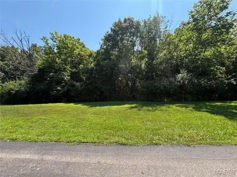 Residential Land in Wooded Setting