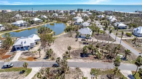 Sanibel Buildable Lot Opportunity