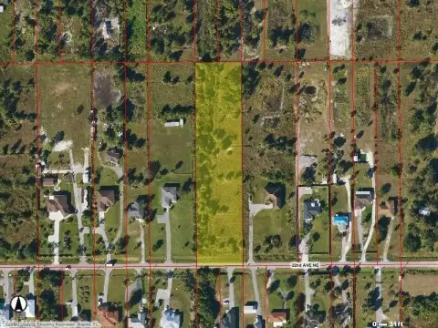 Residential Lot in Naples, FL