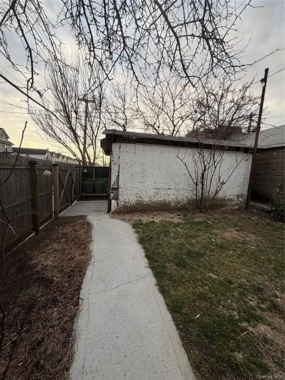 Picture 6
