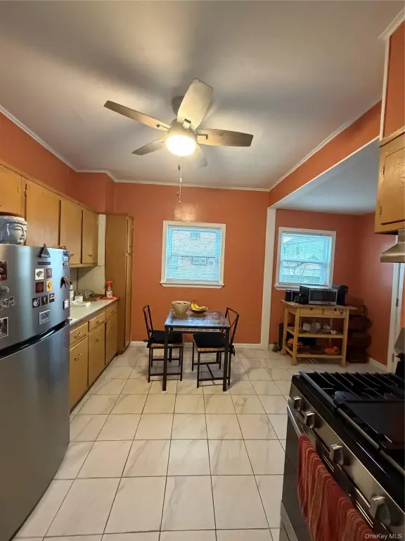 Picture 10