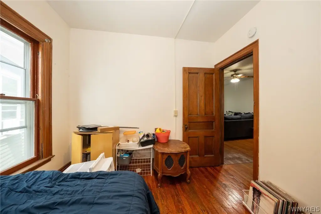 Picture 25