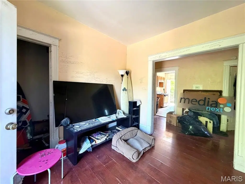 Picture 6