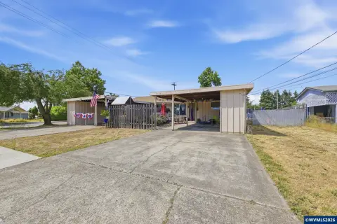 Duplex with Two 2-Bedroom Units