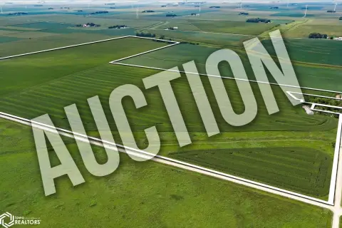 Iowa Farmland with Tillable Acres