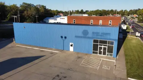 Mount Carmel Commercial Building For Sale