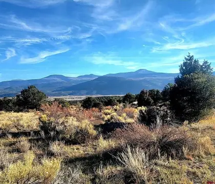 South Fork Land with Mountain Views