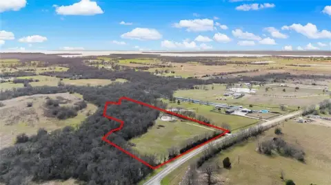 6.47 Acres in Lone Oak