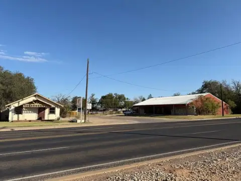 Sweetwater Landmark Commercial Property