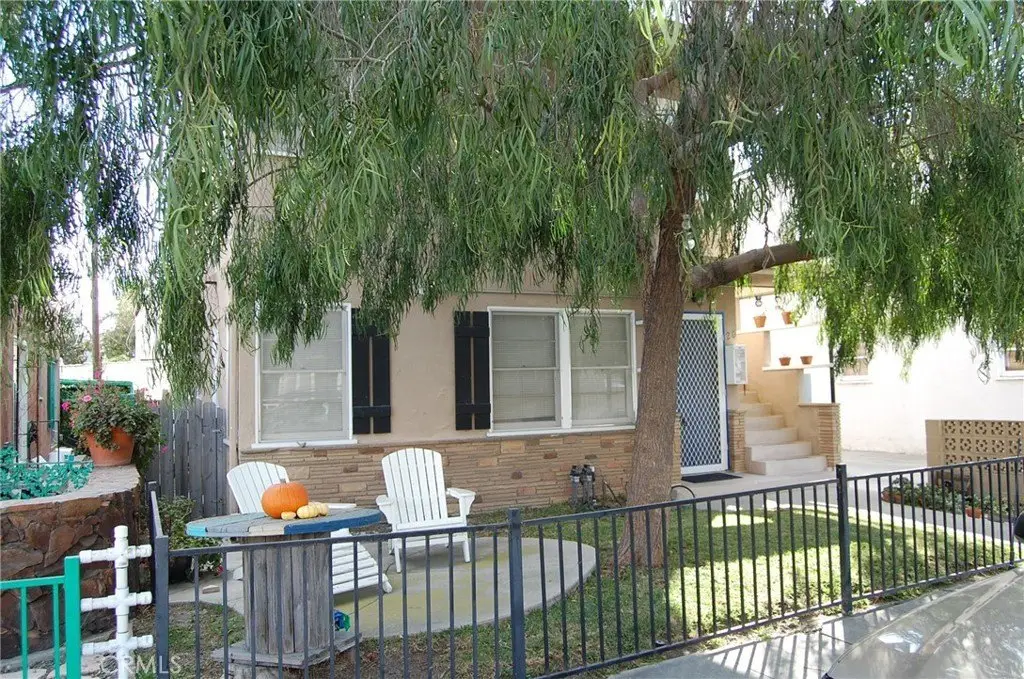 Picture 3