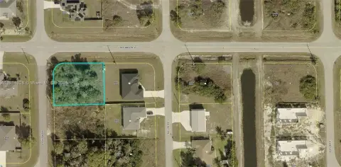 Lehigh Acres Corner Lot