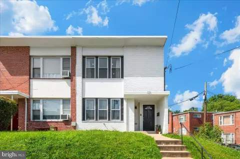 Renovated Duplex in Brookland