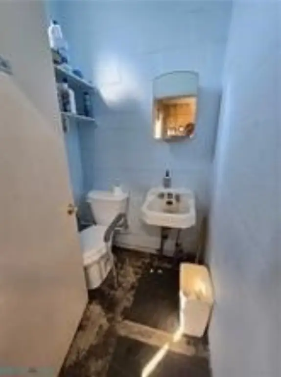 Picture 10